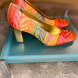 Bally 90's colorful woven silk fabric Pumps-VTG